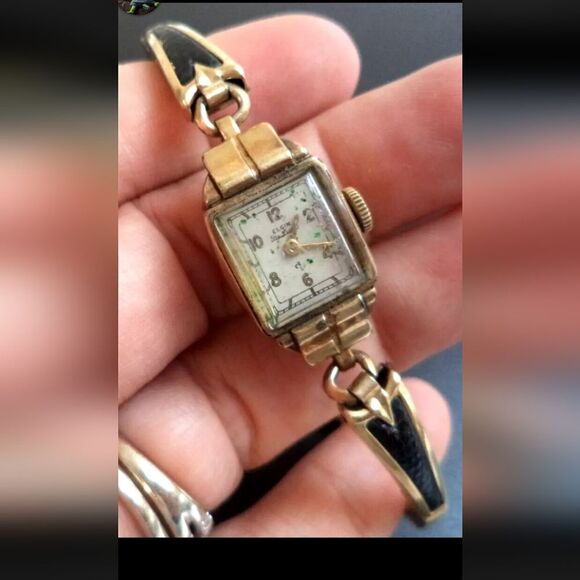 VINTAGE SIGNED 10K GOLD FILLED ELGIN DELUXE WATCH AS IS - Picture 1 of 6